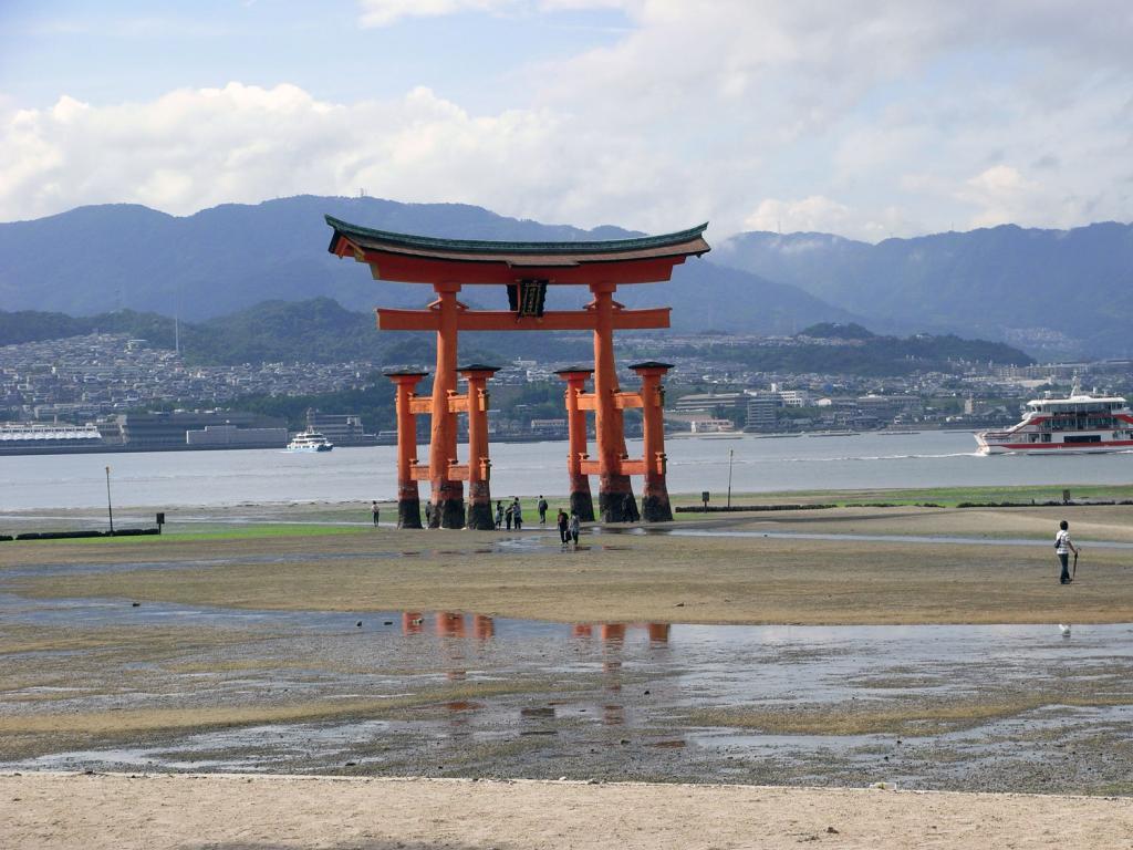 Torii vom Itsukushima-Schrein