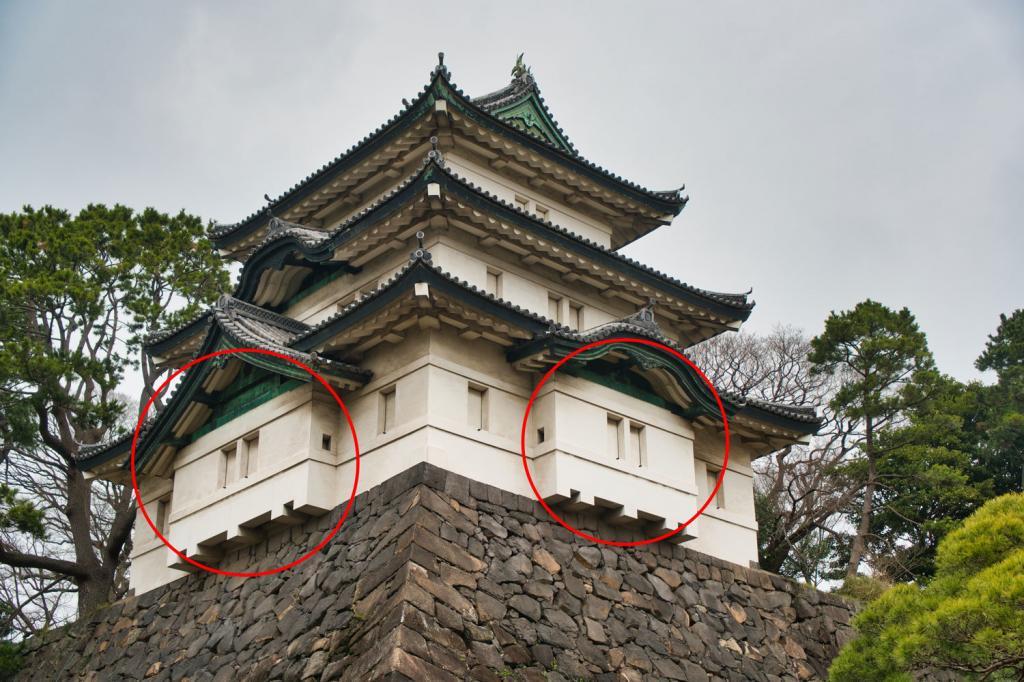 Bild eines Ishiotoshi bei einem Yagura von Burg Edo